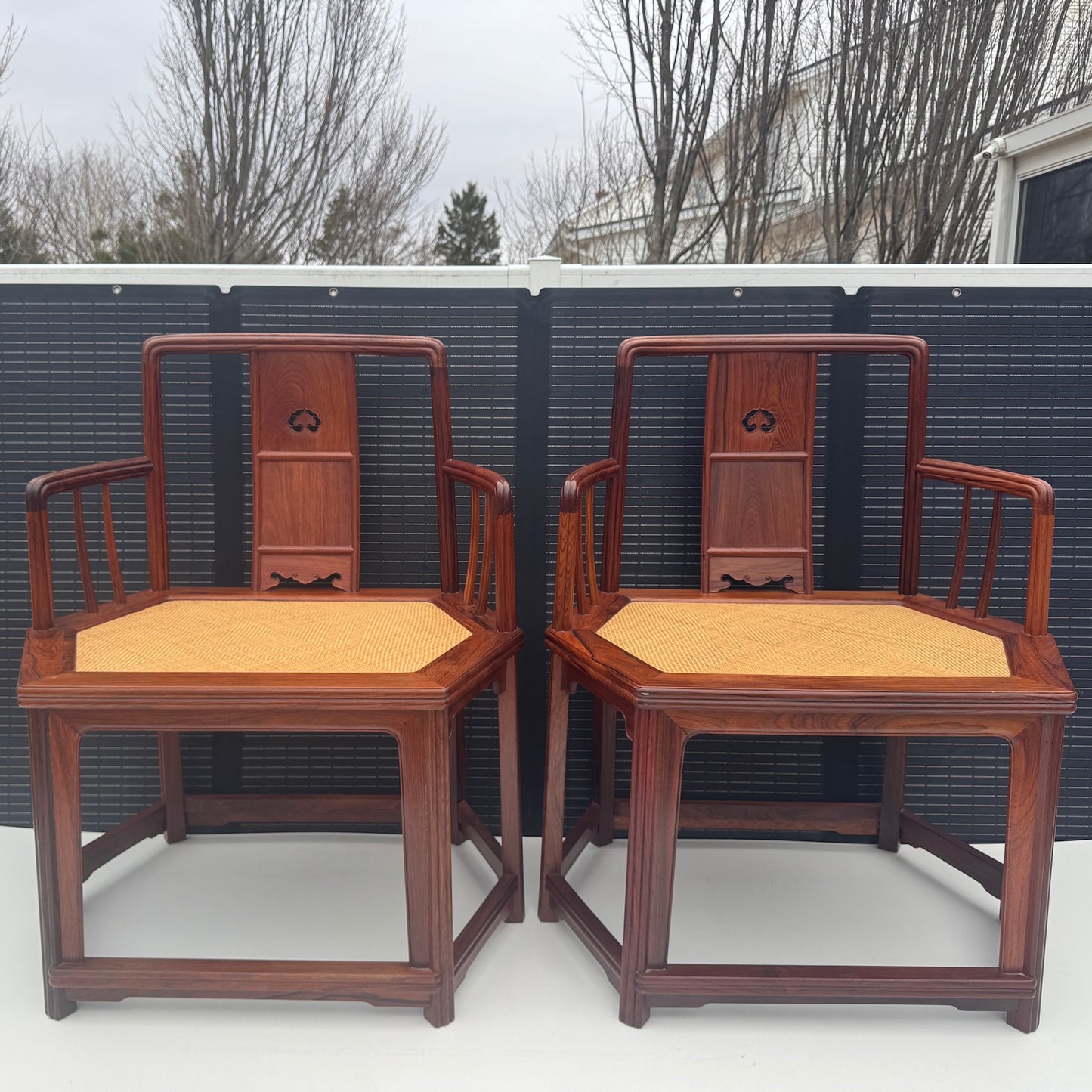 Hexagonal Six-Legged Southern Official’s Hat Chair