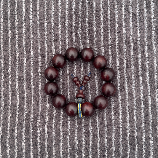 Rosewood (12 Beads, 20mm) with Golden Flecks and Cow-Hair Grain